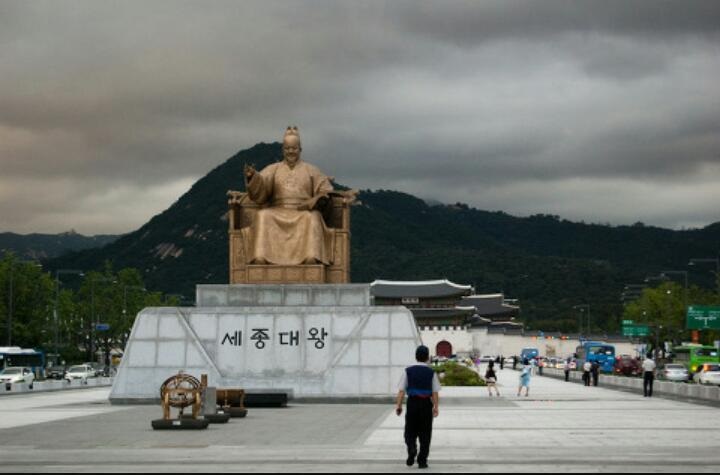 역사적 인물들의 이름을 따온 서울의 도로명은?